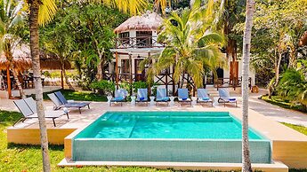 Azulea Bacalar Hotel & Spa - Lagoon Front