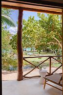 Azulea Bacalar Hotel & Spa - Lagoon Front