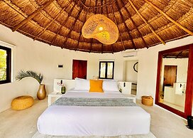 Azulea Bacalar Hotel & Spa - Lagoon Front