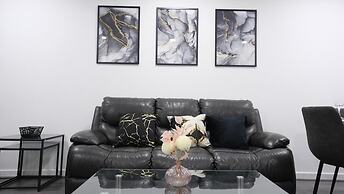 Manchester - 3 Bedroom House - Sleeps 5 - Etihcity