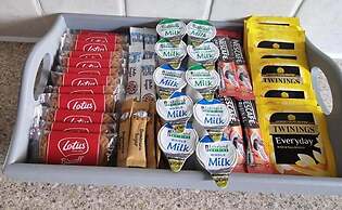 Manchester - 3 Bedroom House - Sleeps 5 - Etihcity