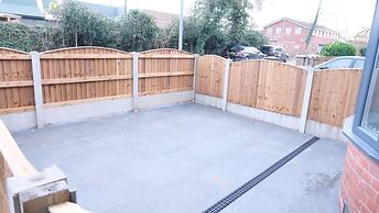 Manchester - 3 Bedroom House - Sleeps 5 - Etihcity