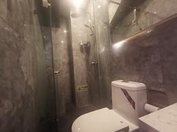 Beijing Huiqing Garden Bussiness Hotel