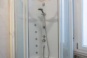 Dora Apartment by Wonderful Italy