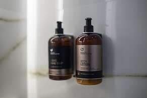 MICHELANGELO CITY LUXURY LODGE