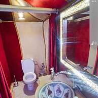 luxury camp jumeirah resort