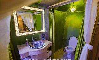 luxury camp jumeirah resort