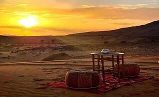 luxury camp jumeirah resort