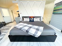 Port Wade Glamping Domes