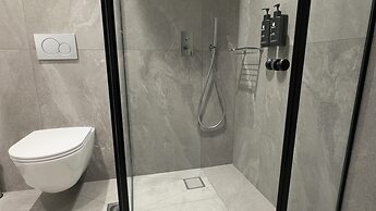 MAKRIS Papigo luxury suites