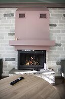 MAKRIS Papigo luxury suites