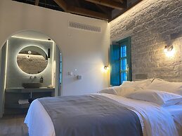 MAKRIS Papigo luxury suites