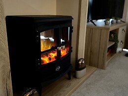 Hopton Lodge Retreat