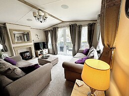 Hopton Lodge Retreat