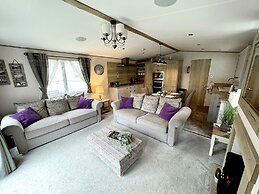 Hopton Lodge Retreat