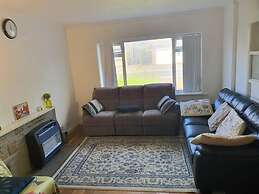 Detached 4-bed House in Leeds