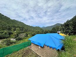 The Gazzaar Riverside camp