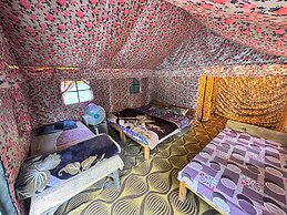 The Gazzaar Riverside camp