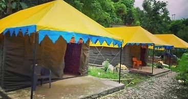 The Gazzaar Riverside camp