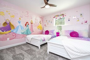 4Bd W/ Private Pool & Free Waterpark @ Storey Lake 2461