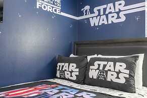 4Bd W/ Private Pool & Free Waterpark @ Storey Lake 2461