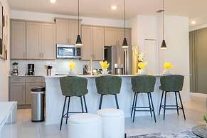 Charming 4Bd W/ Private Pool @ Storey Lake Resort 2653