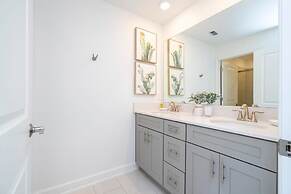 Charming 4Bd W/ Private Pool @ Storey Lake Resort 2653