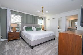 Charming 4Bd W/ Private Pool @ Storey Lake Resort 2653