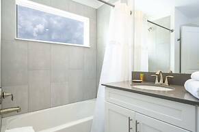 Fantastic 4 Bd W/ Pool @ Storey Lake Resort 2709