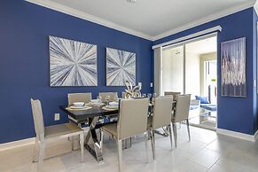 Fantastic 4 Bd W/ Pool @ Storey Lake Resort 2709