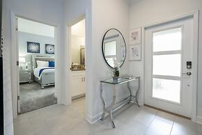 Fantastic 4 Bd W/ Pool @ Storey Lake Resort 2709