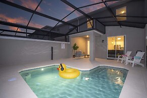 Gorgeous 4 Bd W/ Pool At Storey Lake Resort 2485