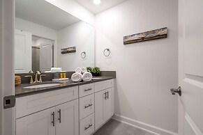 Gorgeous 4 Bd W/ Pool At Storey Lake Resort 2485