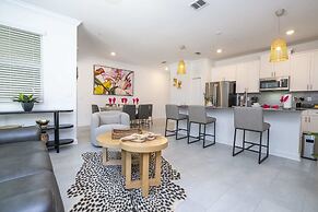 Gorgeous 4 Bd W/ Pool At Storey Lake Resort 2485