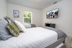 Gorgeous 4 Bd W/ Pool At Storey Lake Resort 2485