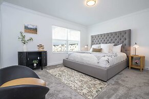 Gorgeous 4 Bd W/ Pool At Storey Lake Resort 2485