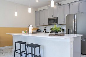 Gorgeous 4Bd W/ Pool & Waterpark @ Champions Gate 428