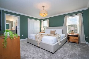 Magnificient 4Bd W/ Pool @ Storey Lake Resort 2648