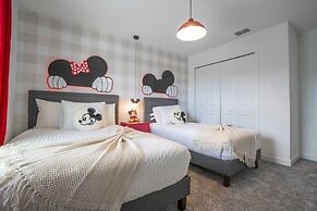 Magnificient 4Bd W/ Pool @ Storey Lake Resort 2648