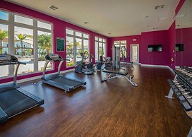 Marvelous 4 Bd Close To Disney At West Lucaya 8959