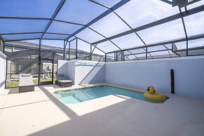 Stunning 4 Bd W/ Pool @ Storey Lake Resort 2613