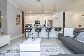 Stunning 4 Bd W/ Pool @ Storey Lake Resort 2613