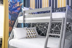 Stunning 5 Bd W/ Pool @ Storey Lake Resort 2400