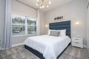 Stunning 5 Bd W/ Pool @ Storey Lake Resort 2400