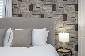 Stunning 5 Bd W/ Pool @ Storey Lake Resort 2400