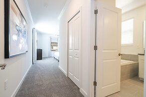 Stunning 5Bd Private Pool & Waterpark @ Champions Gate 8913