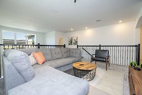 Stunning 5Bd Private Pool & Waterpark @ Champions Gate 8913