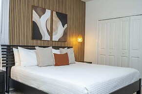 Stunning 5Bd Private Pool & Waterpark @ Champions Gate 8913