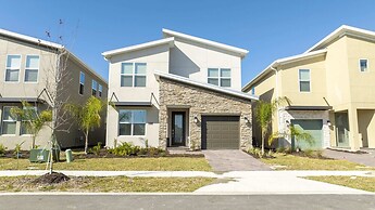 Stunning 5Bd Private Pool & Waterpark @ Champions Gate 8913