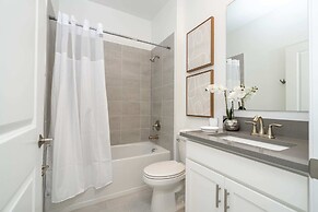 Stunning 5Bd Private Pool & Waterpark @ Champions Gate 8913